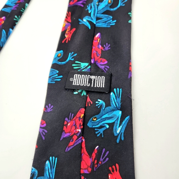 Vtg Addiction Men’s Necktie Tie Black Colorful Rainforest Tropical Tree Frogs - Picture 5 of 9